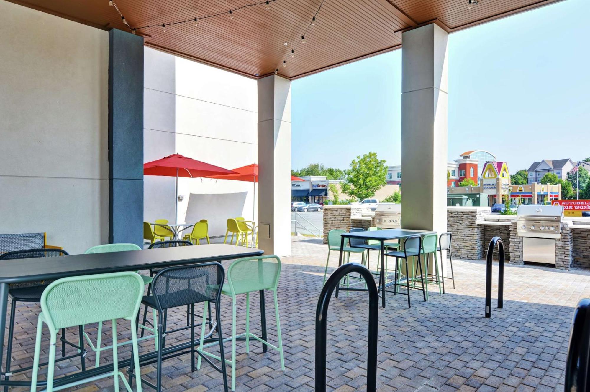 Home2 Suites By Hilton Charlotte Piper Glen מראה חיצוני תמונה